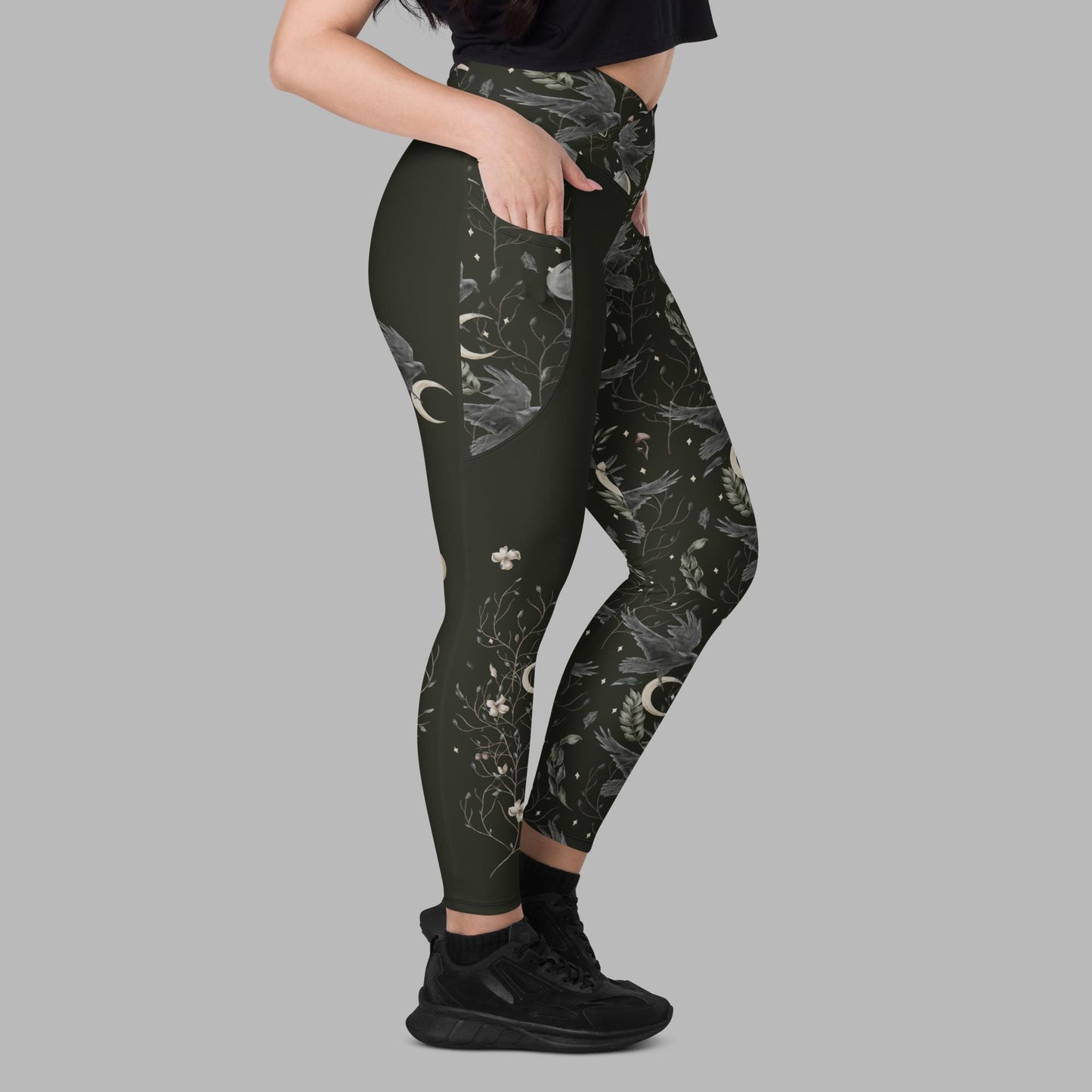 Crossover leggings with pockets